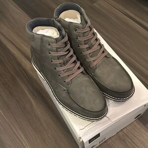 Men's Gray High-Top Boots